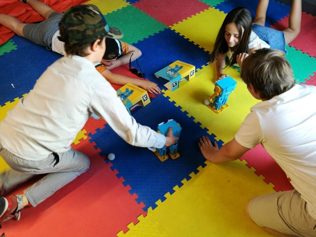 Jugando con los robots
